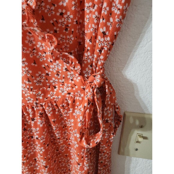 CeCe Wrap Dress Womens Extra Small XS Tie Floral Spring Ruffle Bay Coral - Picture 2 of 10